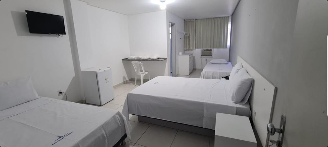 Petro Hotel Candeias Candeias  Eksteriør billede
